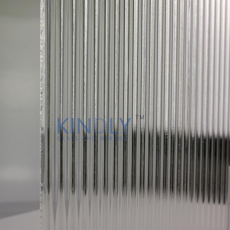 Ultra clear spotlight III patterned glass